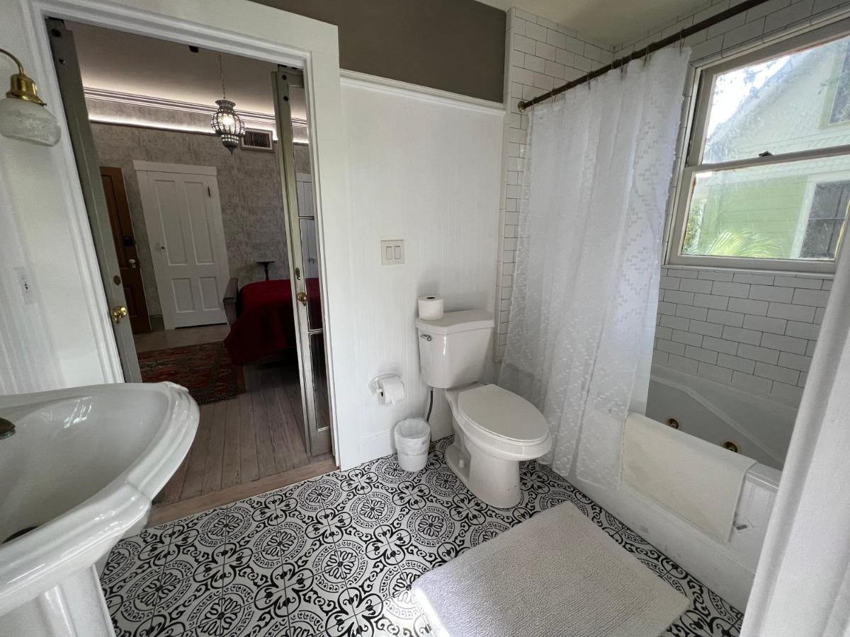 1001 Nights Historic Bed And Breakfast Adults Only St. Augustine Exteriör bild