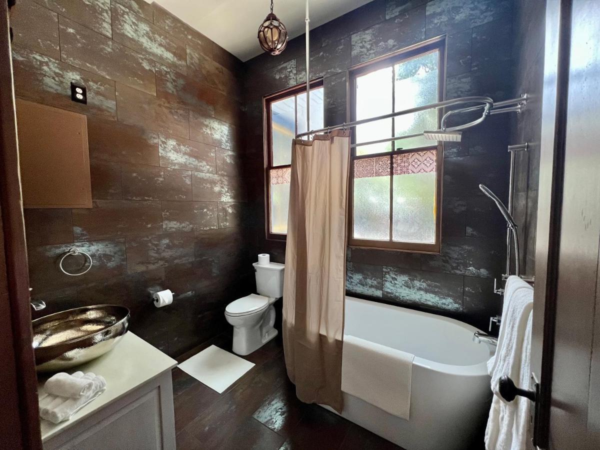 1001 Nights Historic Bed And Breakfast Adults Only St. Augustine Exteriör bild